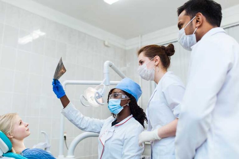 Periodontist vs. Dentist Understanding the Differences, Benefits, and